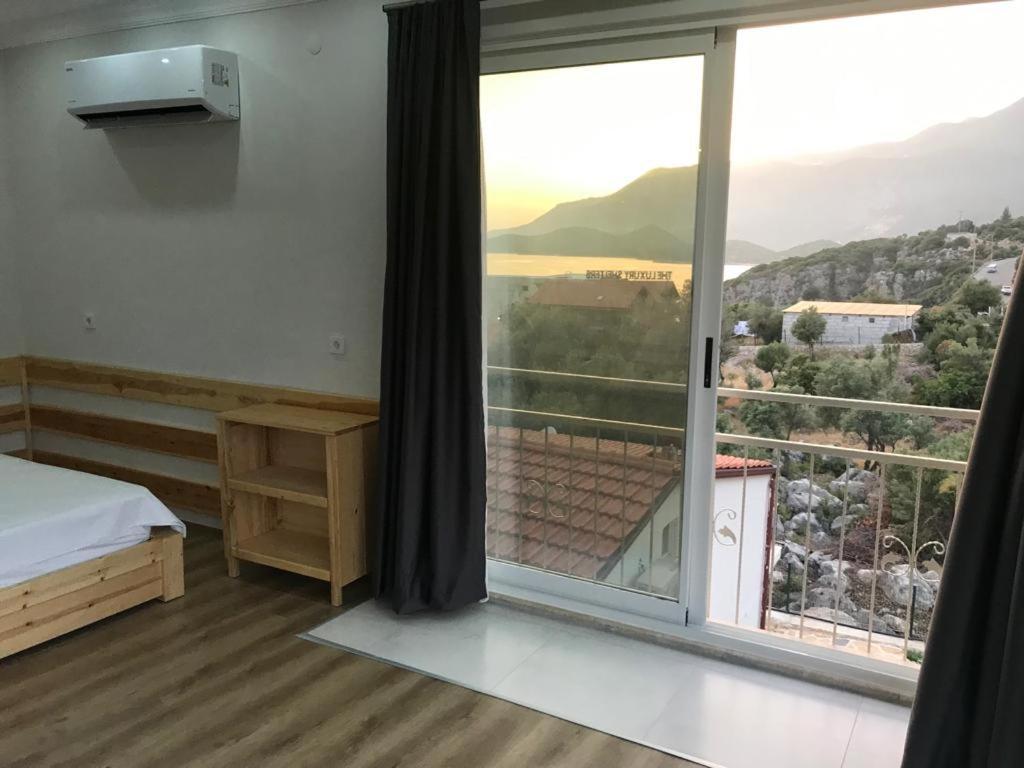Green Hill Kas Apartment Luaran gambar